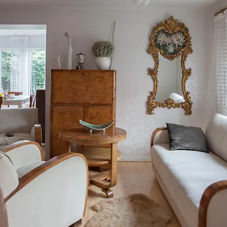 Allika Holiday House *